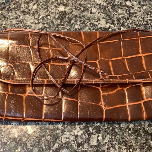 Vintage Carlos Falchi clutch. - Picture 5 of 6